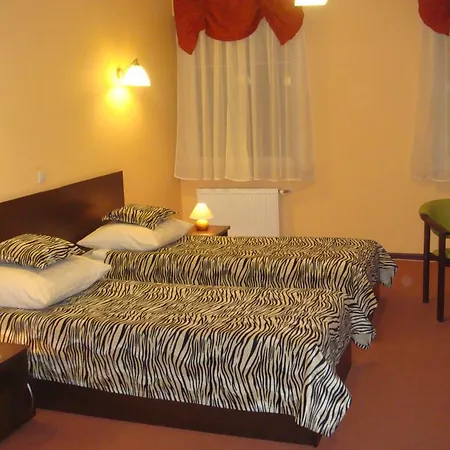 Hotel Flora 3*