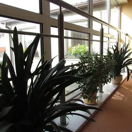 Hotel Flora